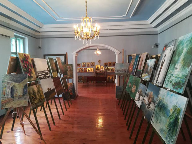 СЛИКЕ ИНСПИРИСАНЕ КОСОВОМ: Од огњишта до свитања